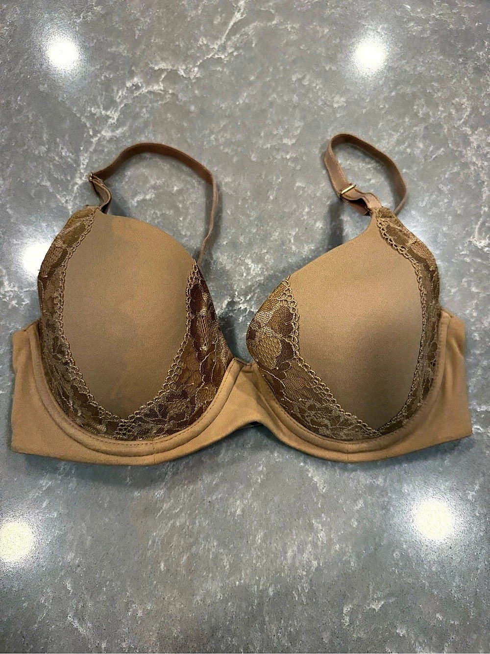 Soma Embraceable Perfect Coverage Bra 32D Nude Lace Trim Underwire